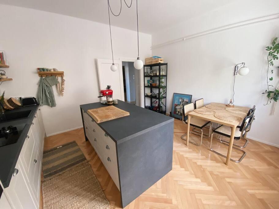 Cosy Apartment Tivoli Center Free Park Ljubljana Buitenkant foto